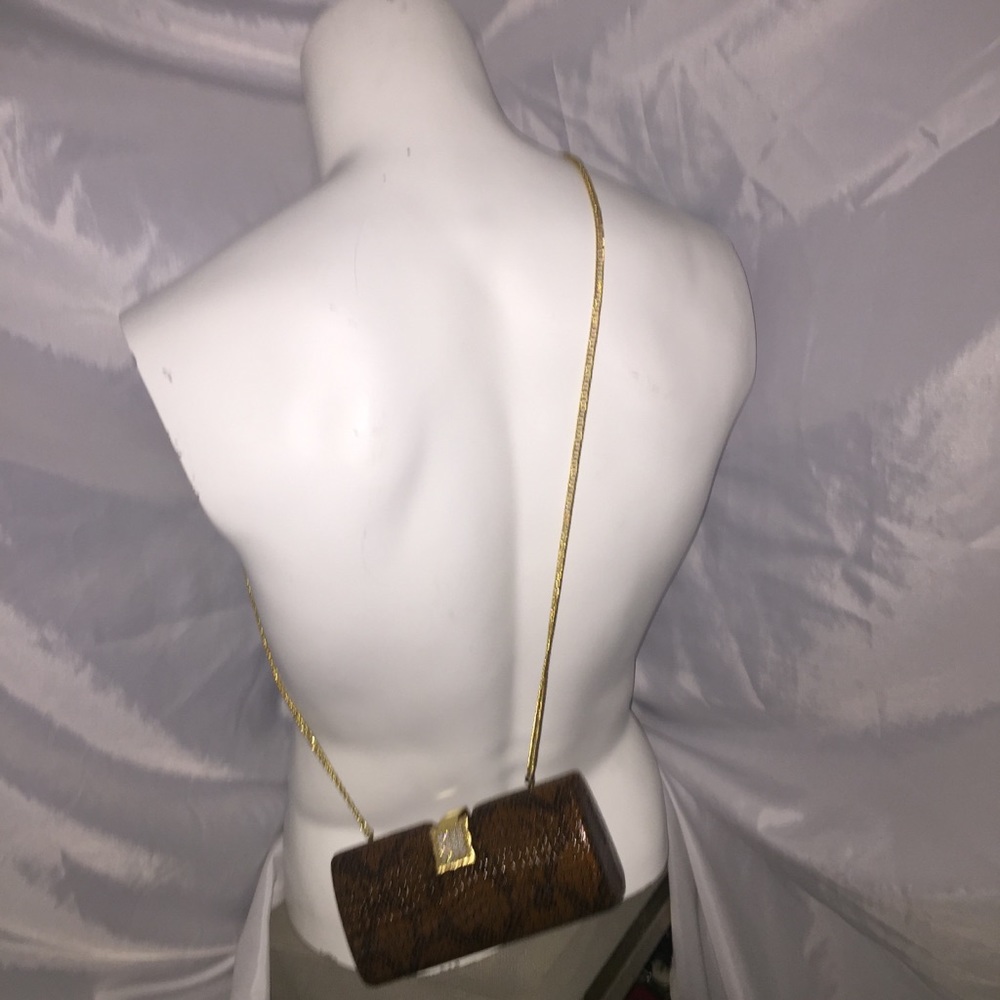 Nwot Rubberized Python Embossed Leather Clutch - image 4